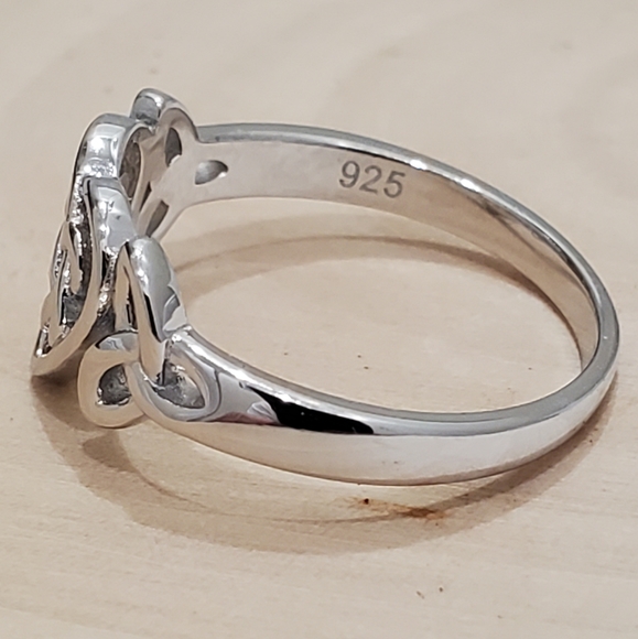 Sterling Silver Platinum-Plated Celtic Knot Heart Eternity Ring - NWT - Picture 4 of 6